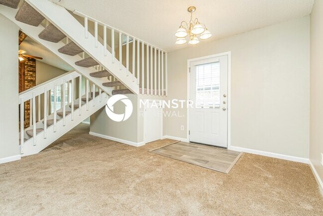 Building Photo - 3 Bedroom Pet-Friendly Home in Mesquite, TX with Main Street Renewal