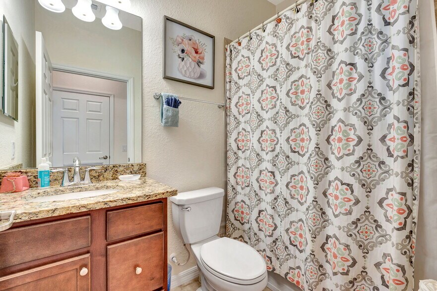 Building Photo - 16706 Vardon Ter