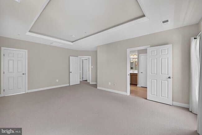 Building Photo - 30 Sharpstead Ln