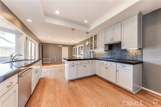 Building Photo - 9622 Caithness Dr