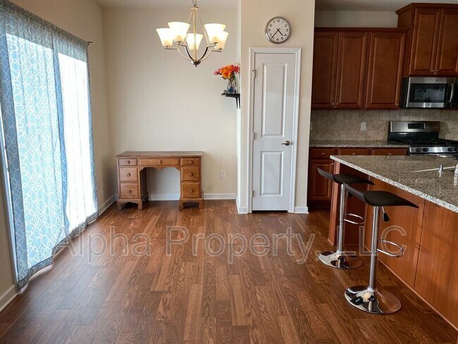 Building Photo - 308 Corday Ln