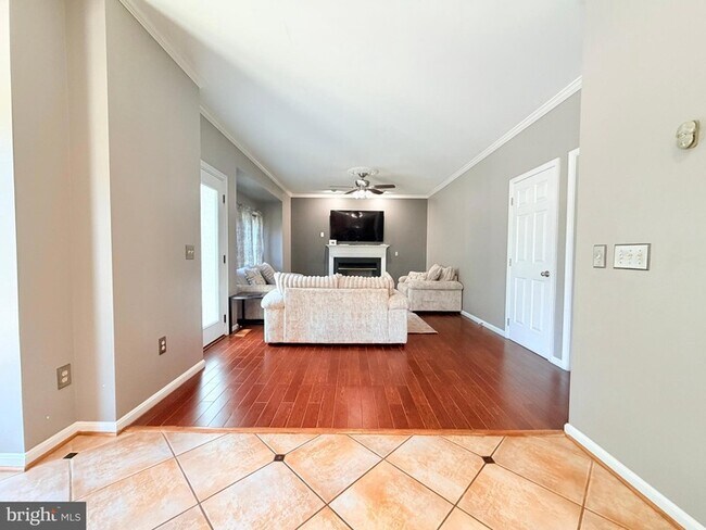 Building Photo - 11610 Seneca Forest Cir