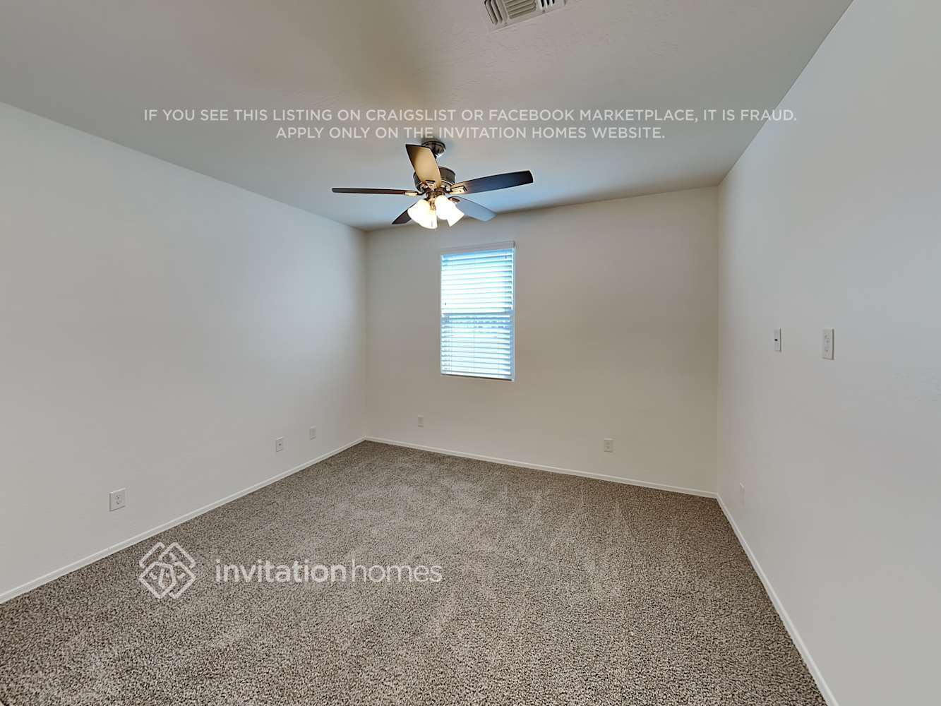 Building Photo - 22519 E Calle de Flores