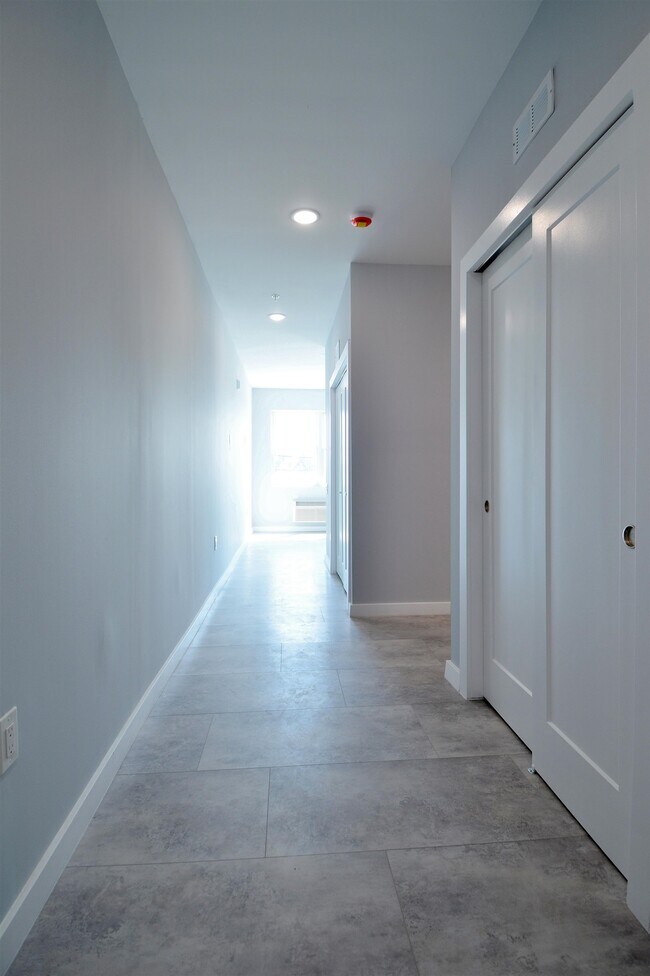 Building Photo - 82-84 E 31ST St