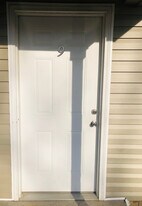 Building Photo - 3851 Spiker Ln