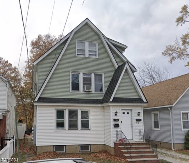 Building Photo - 52 Thomas St