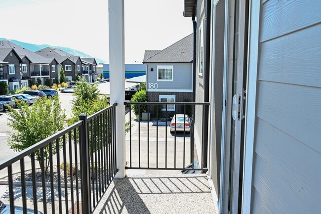 Building Photo - 1593 N 160 W