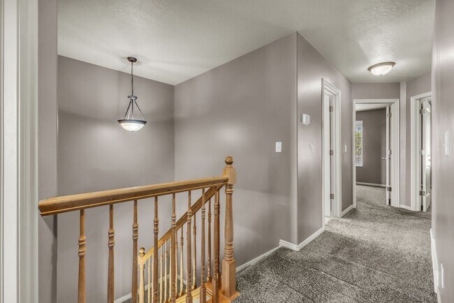 Building Photo - Spacious 4-Bedroom Home Near Hill Air Force Base