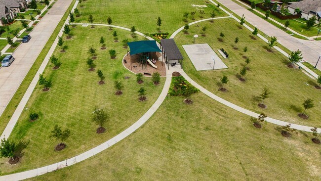 Building Photo - 460 Country Meadows Blvd