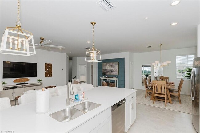 Building Photo - 6052 Ellerston Wy