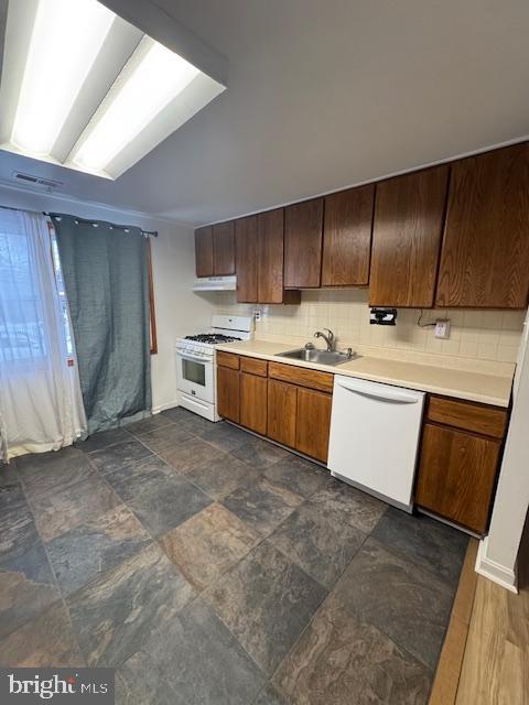 Building Photo - 633 New Jersey Ave NE