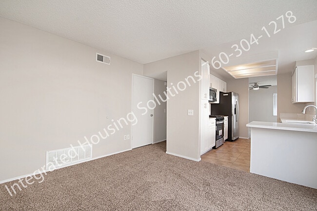 Building Photo - 4504 Goldfinch Way