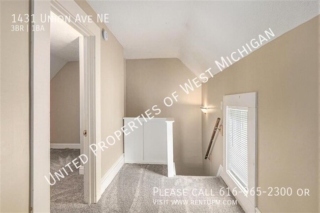 Building Photo - 1431 Union Ave NE