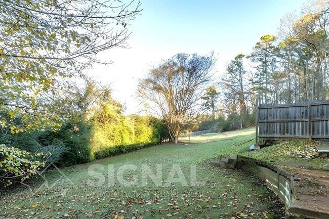 Building Photo - 924 Rich Rd