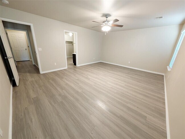 Building Photo - 3332 SE 94th St