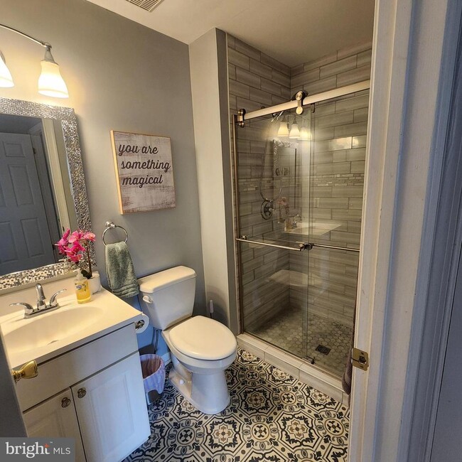 Building Photo - 808 Briarwood Ct