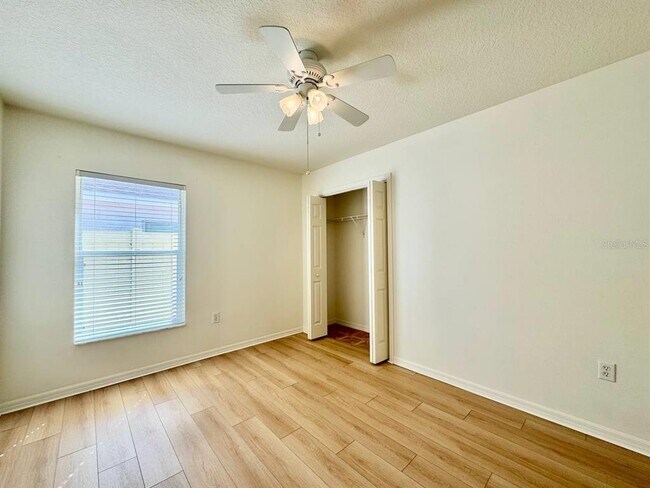 Building Photo - 22537 Roderick Dr
