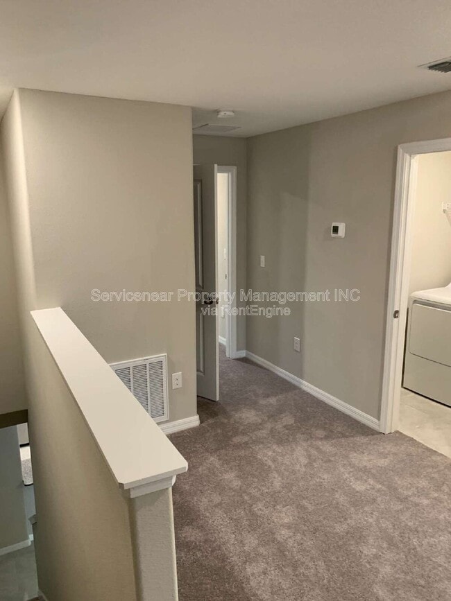 Building Photo - 9625 Pembrooke Pines Dr