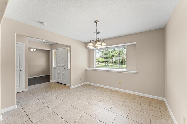 Building Photo - 17106 Telegraph Creek Dr