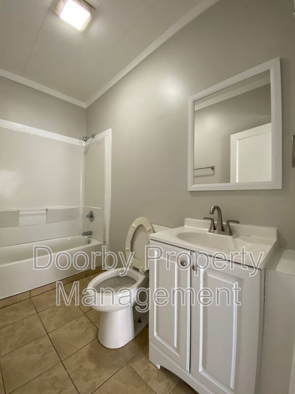 Building Photo - 3011 15th Ave