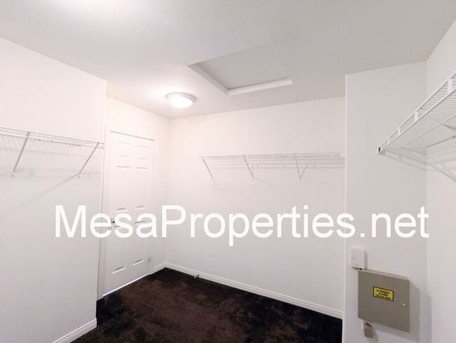 Building Photo - 15529 Bow String St