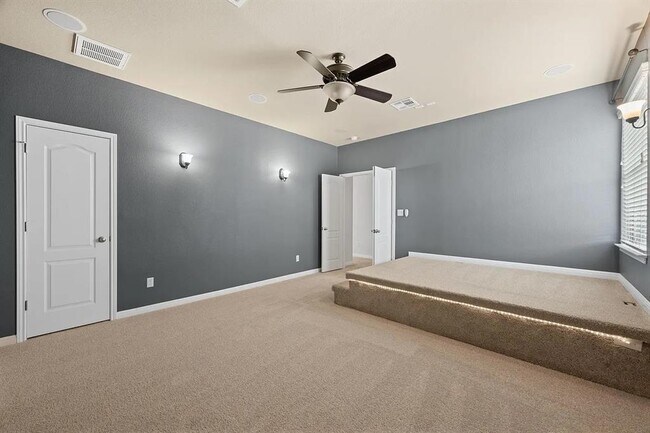 Building Photo - 703 S Frontier Ln