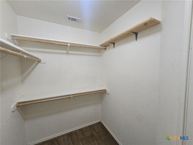 Building Photo - 3903 Bade Dr