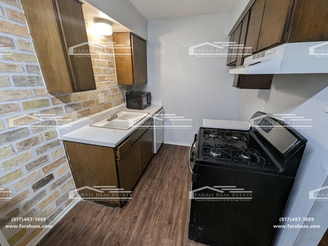 Building Photo - 1 Bed/1 Bath in Fort Worth!