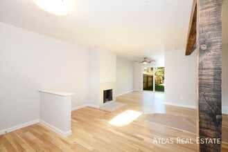 Building Photo - 4517 Driftwood Pl