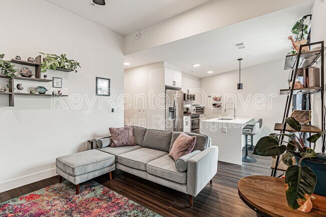 Building Photo - 2876 W 53rd Ave
