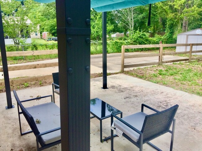 Building Photo - TURN KEY FULLY FURNISHED RENTAL