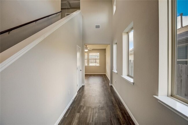 Building Photo - 162 Guemal Rd