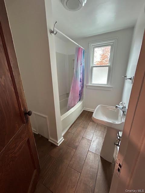 Building Photo - 198 Knickerbocker Ave