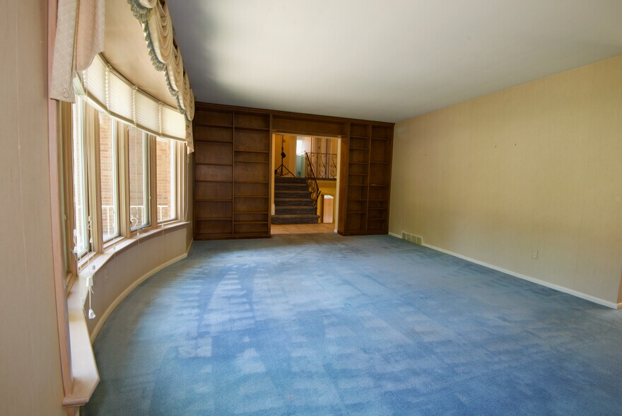 Building Photo - 1149 Sunrise Dr