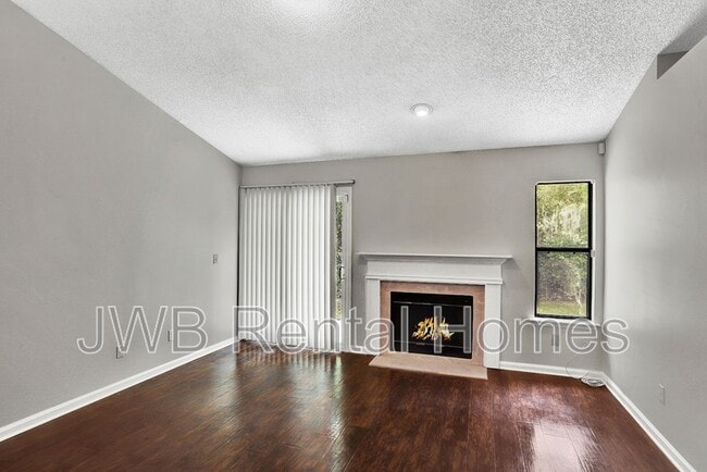 Building Photo - 11771 High Plains Dr E