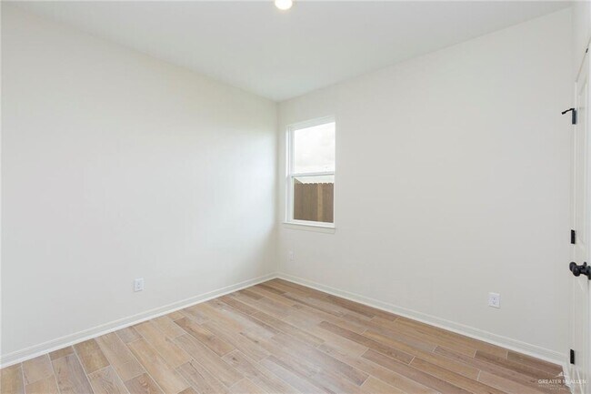 Building Photo - 14138 Wichita Falls Ln