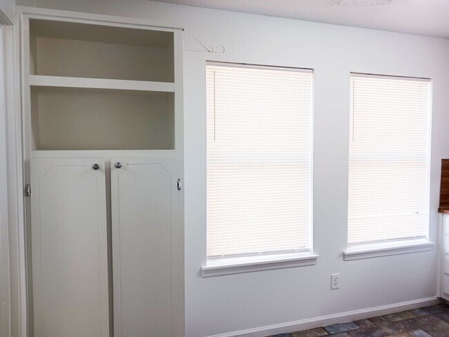 Building Photo - 3 bedroom Townhome in Grayson Valley **Ava...