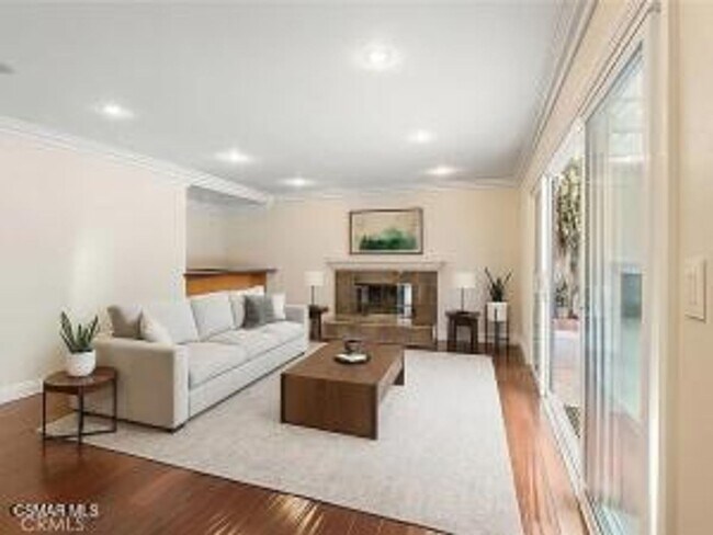 Building Photo - Beautiful 5-Bedroom Home in Westlake Village
