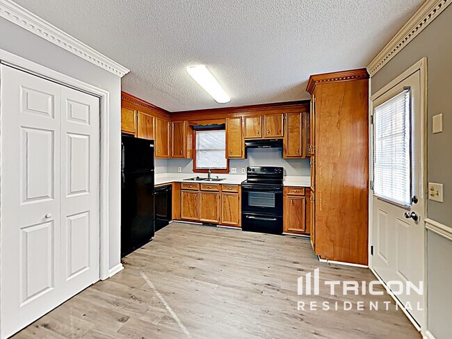 Building Photo - 104 Chickadee Ct