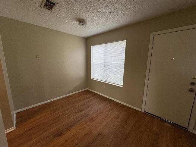 Building Photo - 9609 Bear Paw Trail