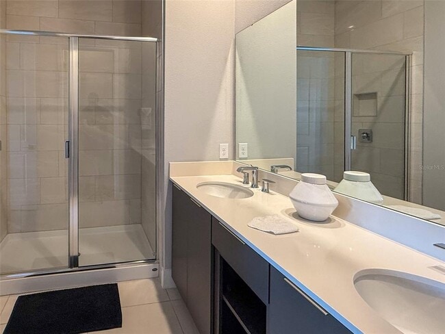 Building Photo - 7770 Sandy Ridge Dr