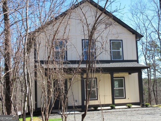 Building Photo - 745 Old Kerns Rd