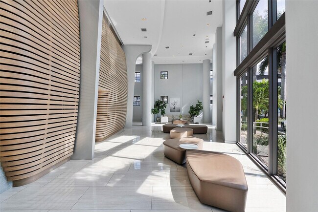 Building Photo - 6620 Indian Creek Dr