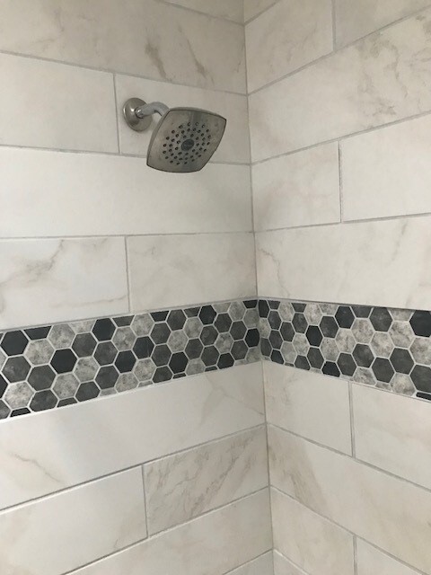 2nd Floor Bathroom - 830 Montpelier St