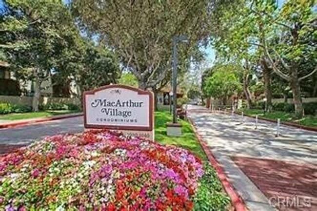 Building Photo - 1 Bed 1 bath Ground floor Condo by South C...