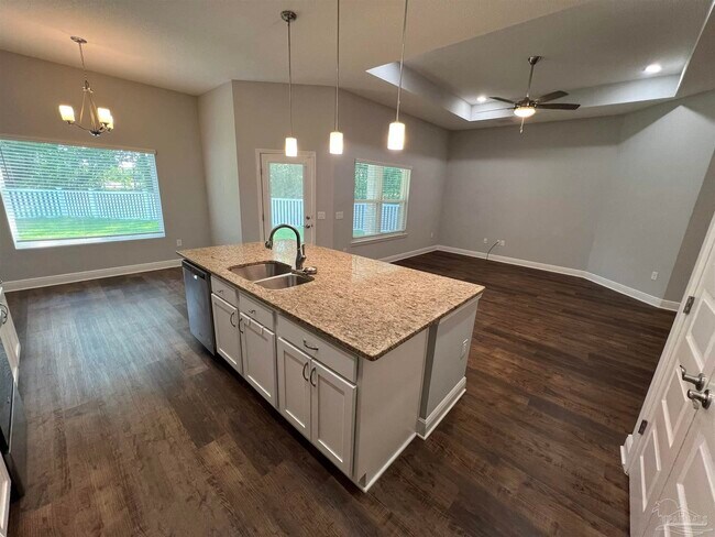 Building Photo - 5779 Dunbar Cir