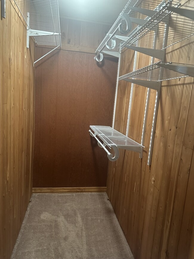 Building Photo - 114 Brookside Rd