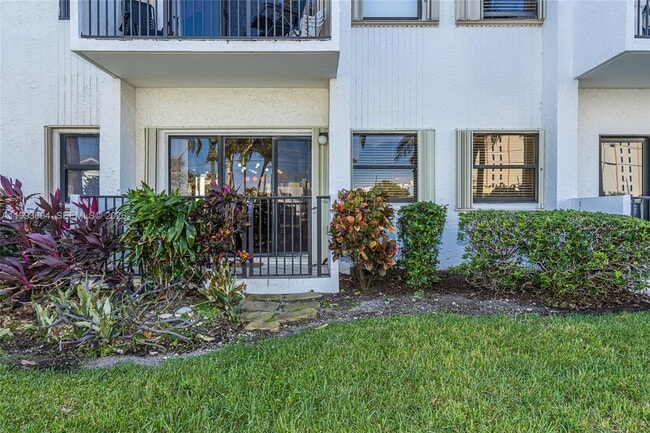 Building Photo - 1201 S Ocean Dr