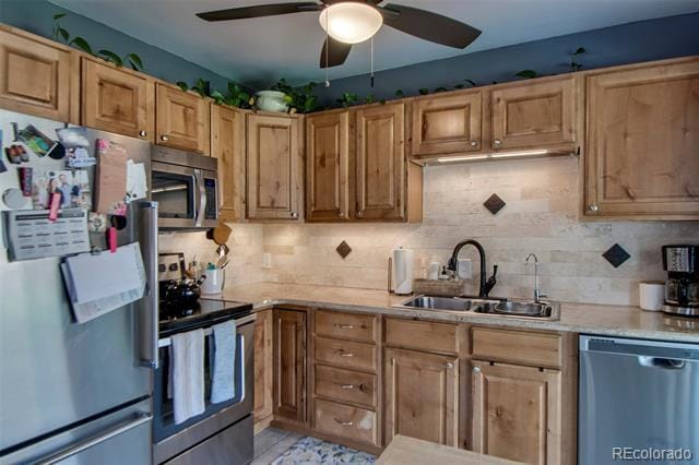Building Photo - 600 S Canosa Ct
