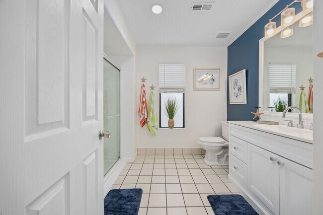 Building Photo - All Inclusive Seasonal Rental Available October 1st, 2025-March 31st 2026!